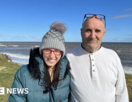 Erosion at Hemsby Beach threatens coastal homes