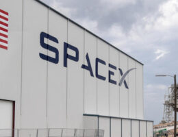 Pentagon Confirms It Has Established A Contract With SpaceX To Deliver Starlink Services In Ukraine